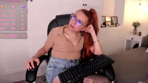 Fernanda online show from 03-08-25, 04:17