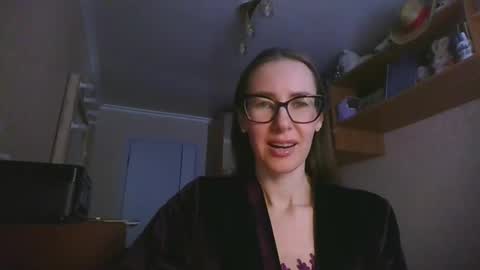 Snapshot of feraliss chatting on 12-16-25, 10:42 feraliss online show from 12-16-25, 10:42