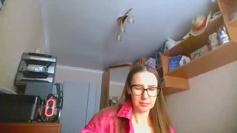 Snapshot of feraliss chatting on 01-19-26, 11:03 feraliss online show from 01-19-26, 11:03