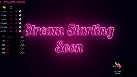 Snapshot of ferallberrys chatting on 09-29-25, 01:05 Milana online show from 09-29-25, 01:05