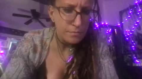 Snapshot of ferallux33x chatting on 01-08-26, 06:16 FeralLux33x online show from 01-08-26, 06:16
