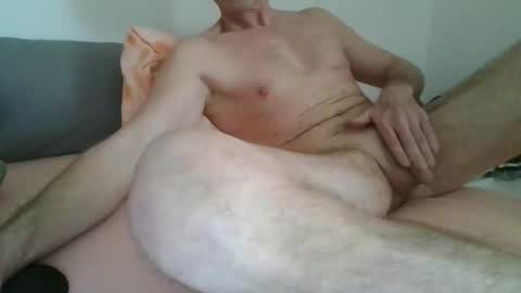 Snapshot of fergi1999 chatting on 03-12-25, 02:34 fergi1999 online show from 03-12-25, 02:34