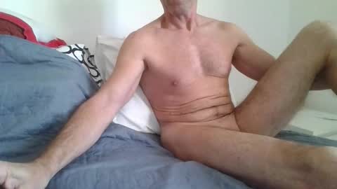 Snapshot of fergi1999 chatting on 10-20-25, 04:57 fergi1999 online show from 10-20-25, 04:57