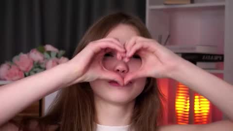 Serenellayou can call me...Kisi kisi meow meow online show from 11-09-25, 08:01