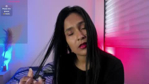 fernanda_liie_ online show from 04-25-26, 07:00