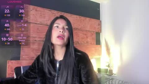 fernanda_liie_ online show from 06-25-26, 12:20