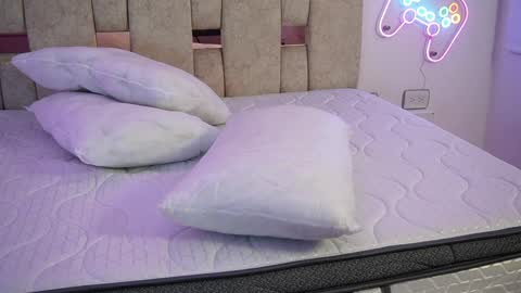 fernanda_thail_ online show from 04-28-26, 02:27