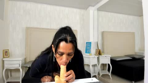Fernanda  online show from 05-10-26, 08:30