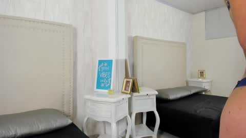 Fernanda  online show from 05-18-26, 04:07