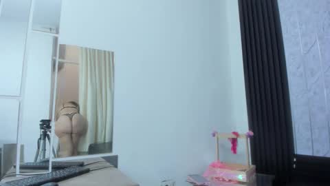 Fernandaclar online show from 11-18-25, 06:34