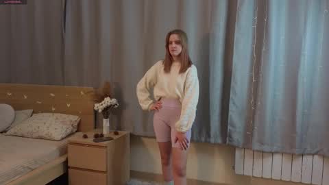 Snapshot of fernandafurfey chatting on 01-18-26, 01:20 Rachel online show from 01-18-26, 01:20