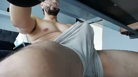 Snapshot of fernandoquindiano chatting on 09-18-25, 12:29 Samuel online show from 09-18-25, 12:29