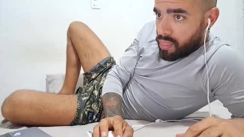 insta ferxx1210 Fercho online show from 10-02-25, 03:19