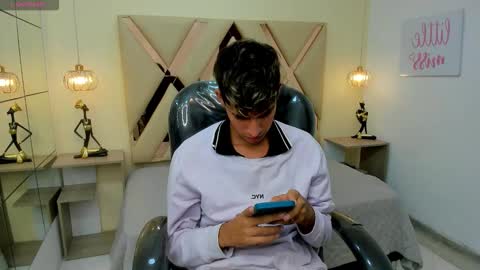 Snapshot of ferphoenix_ chatting on 02-04-26, 03:34 FER PHOENIX online show from 02-04-26, 03:34