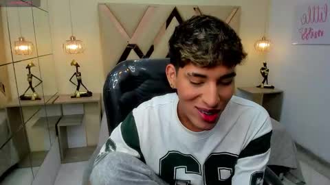 Snapshot of ferphoenix_ chatting on 02-07-26, 04:16 FER PHOENIX online show from 02-07-26, 04:16