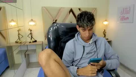 Snapshot of ferphoenix_ chatting on 02-27-26, 03:28 FER PHOENIX online show from 02-27-26, 03:28