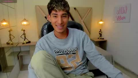 Snapshot of ferphoenix_ chatting on 03-05-26, 03:24 FER PHOENIX online show from 03-05-26, 03:24