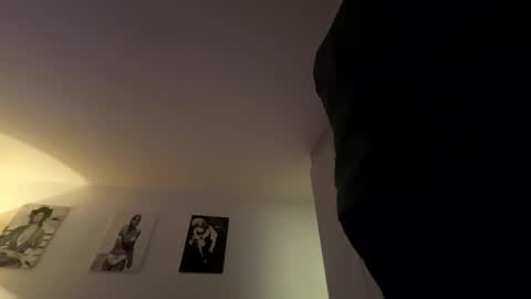 Snapshot of fetischcoupel chatting on 06-07-26, 04:05 fetischcoupel online show from 06-07-26, 04:05
