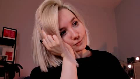 Rey online show from 01-18-25, 05:37