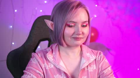 Rey online show from 02-14-25, 11:42