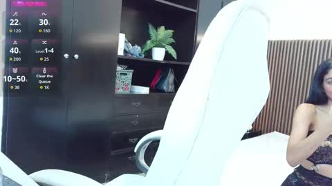 Snapshot of ffreyja_ chatting on 02-06-26, 04:54 Freyja online show from 02-06-26, 04:54