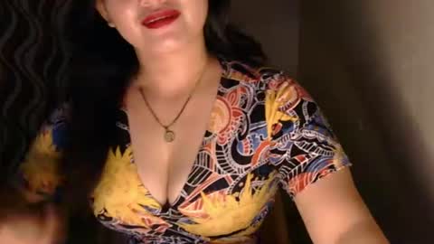fhwilloughbyxx online show from 06-10-26, 11:42