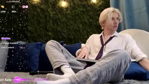 Thomas online show from 11-23-25, 08:08