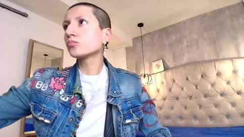   online show from 10-18-25, 12:17