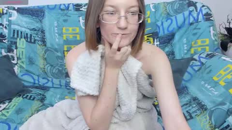 Snapshot of fiery__mary chatting on 01-31-25, 02:17 Mary online show from 01-31-25, 02:17