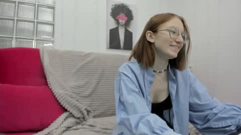 Snapshot of fiery__mary chatting on 02-19-26, 01:45 Mary online show from 02-19-26, 01:45