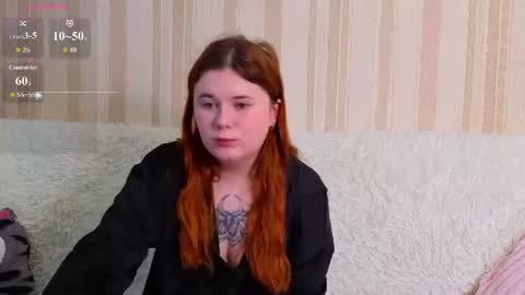 Snapshot of fiery_foxy chatting on 06-10-26, 05:18 Mabel online show from 06-10-26, 05:18