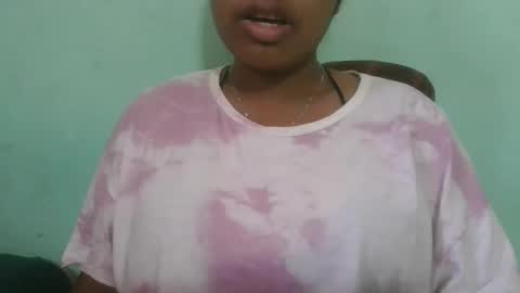 Snapshot of fifaalydia chatting on 10-13-25, 09:31 fifaalydia online show from 10-13-25, 09:31