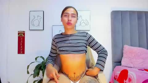 Snapshot of fiire_nymph chatting on 03-05-25, 06:56 ... . NINFA . ... online show from 03-05-25, 06:56