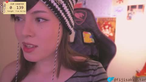 Snapshot of fijisakistar chatting on 10-21-25, 03:07 Fijisaki  Soni online show from 10-21-25, 03:07