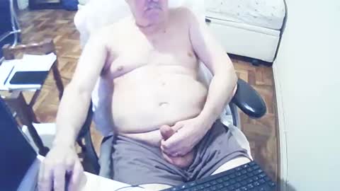 filhober online show from 12-30-24, 02:42