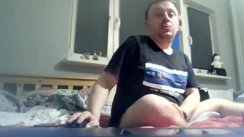 filipek757 online show from 08-05-26, 06:55