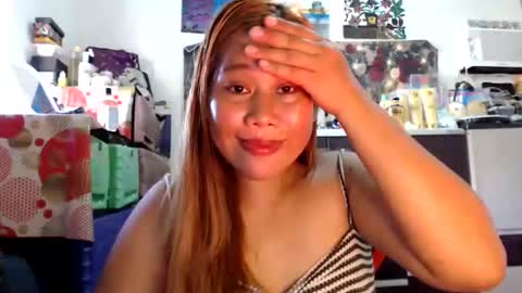 Snapshot of filipina_beauty69 chatting on 06-06-26, 04:17 filipina beauty. online show from 06-06-26, 04:17