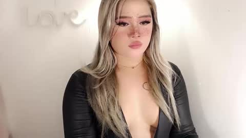  Angela  DONT FORGET TO FOLLOW AND GIVE ME APPRECIATION online show from 11-05-25, 02:11