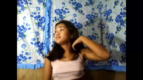 Snapshot of filipinagirl_18 chatting on 04-01-26, 08:28 filipinagirl_18 online show from 04-01-26, 08:28