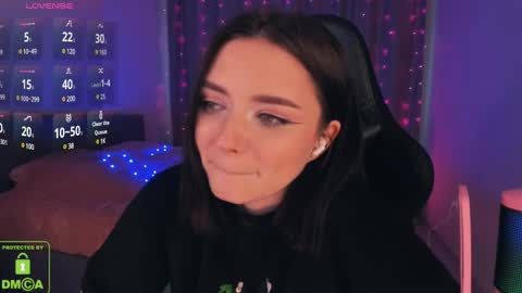 Snapshot of filister666 chatting on 01-04-25, 07:03 LEEN online show from 01-04-25, 07:03