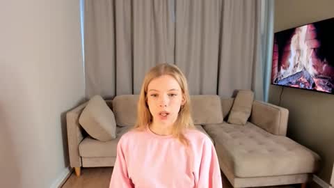 Snapshot of filomenaromanson chatting on 03-07-26, 08:11 Anny online show from 03-07-26, 08:11