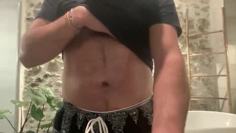 Snapshot of filouxx70 chatting on 01-07-26, 08:50 filouxx70 online show from 01-07-26, 08:50