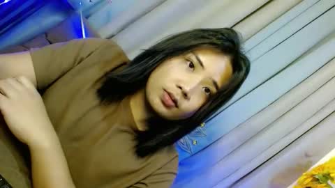 Cassandra Madrigal online show from 04-03-26, 12:25