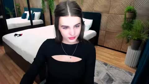 Amanda online show from 10-19-25, 10:16