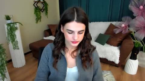 Snapshot of finalaccord chatting on 02-12-26, 10:21 Amanda online show from 02-12-26, 10:21