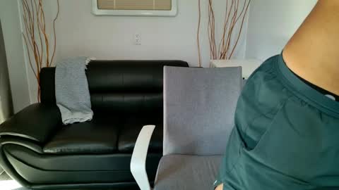 Nick online show from 10-05-25, 03:32