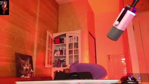 Lady online show from 04-23-26, 06:43