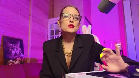 Lady online show from 05-14-26, 06:37