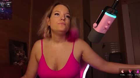 Lady online show from 06-16-26, 04:31