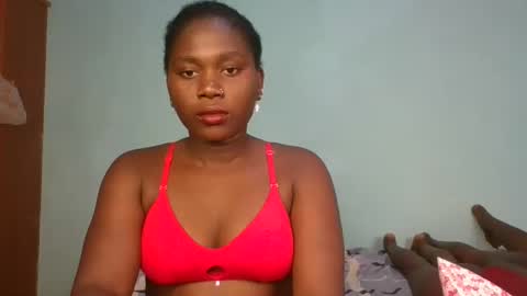 Snapshot of fine_melanie chatting on 02-23-25, 07:07 melanie online show from 02-23-25, 07:07